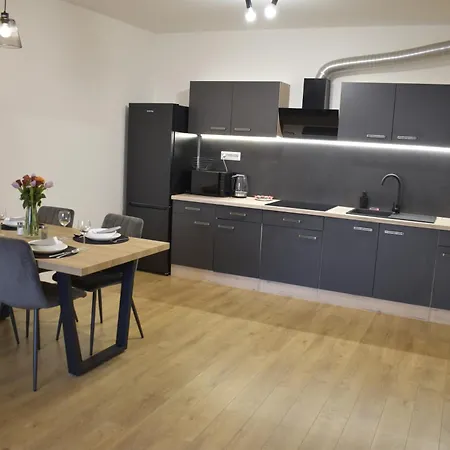 Moderny V Samotnom Centre Kosic, Imperial N2